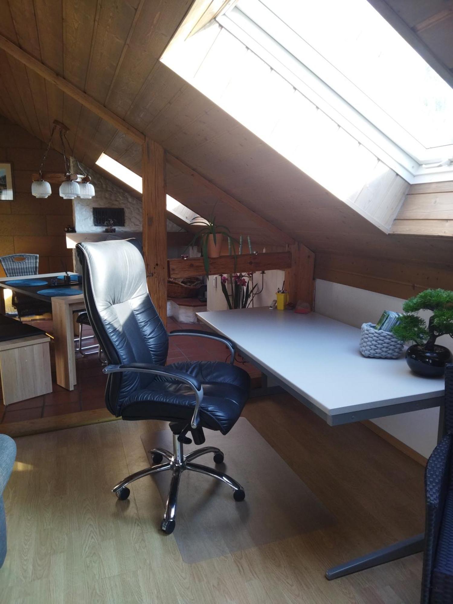 Aussergewoehnliche Atelierferienwohnung Mit Balkon An Der Donau Winzer Екстериор снимка