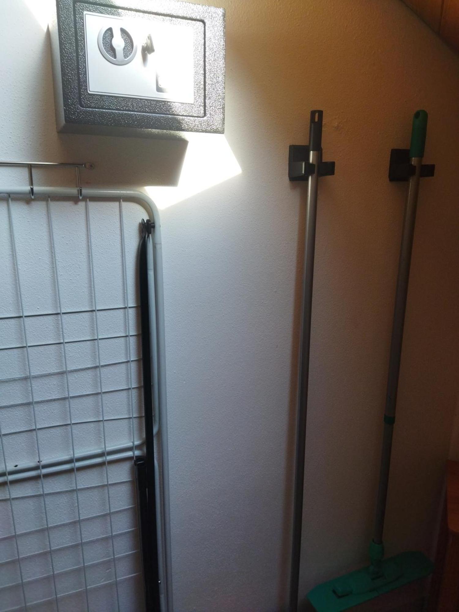 Aussergewoehnliche Atelierferienwohnung Mit Balkon An Der Donau Winzer Екстериор снимка